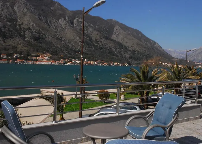 Bjelica Apartments Kotor