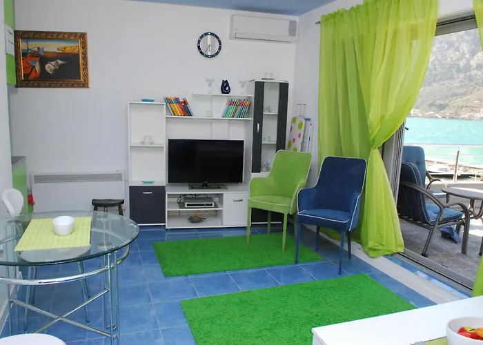 Bjelica Apartments Kotor